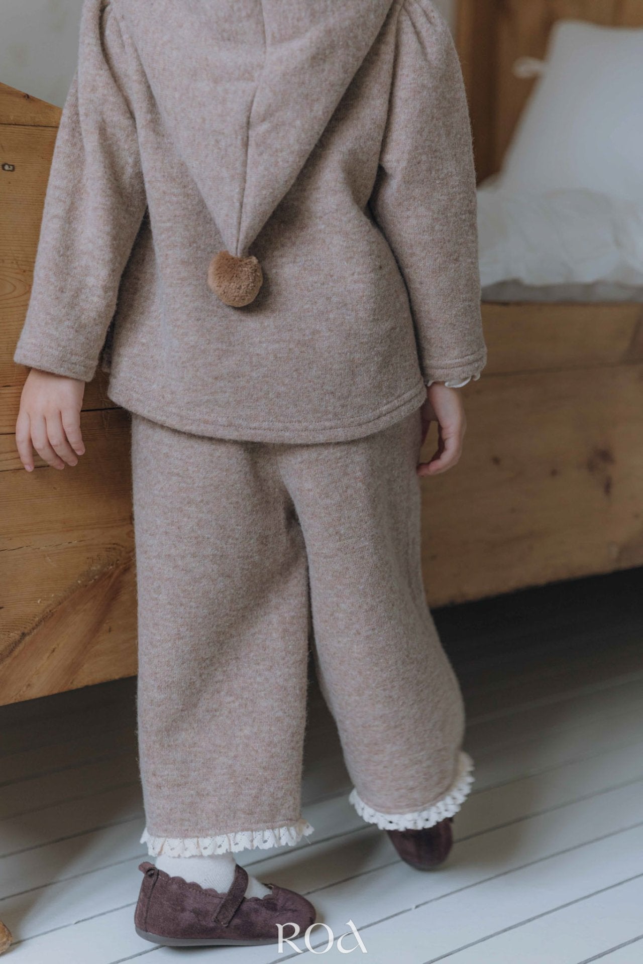 ［ROA］Pompom hood set up