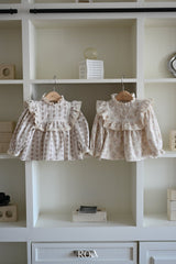 ［ROA］Square frill blouse