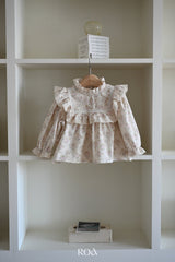 ［ROA］Square frill blouse