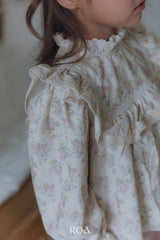 ［ROA］Square frill blouse