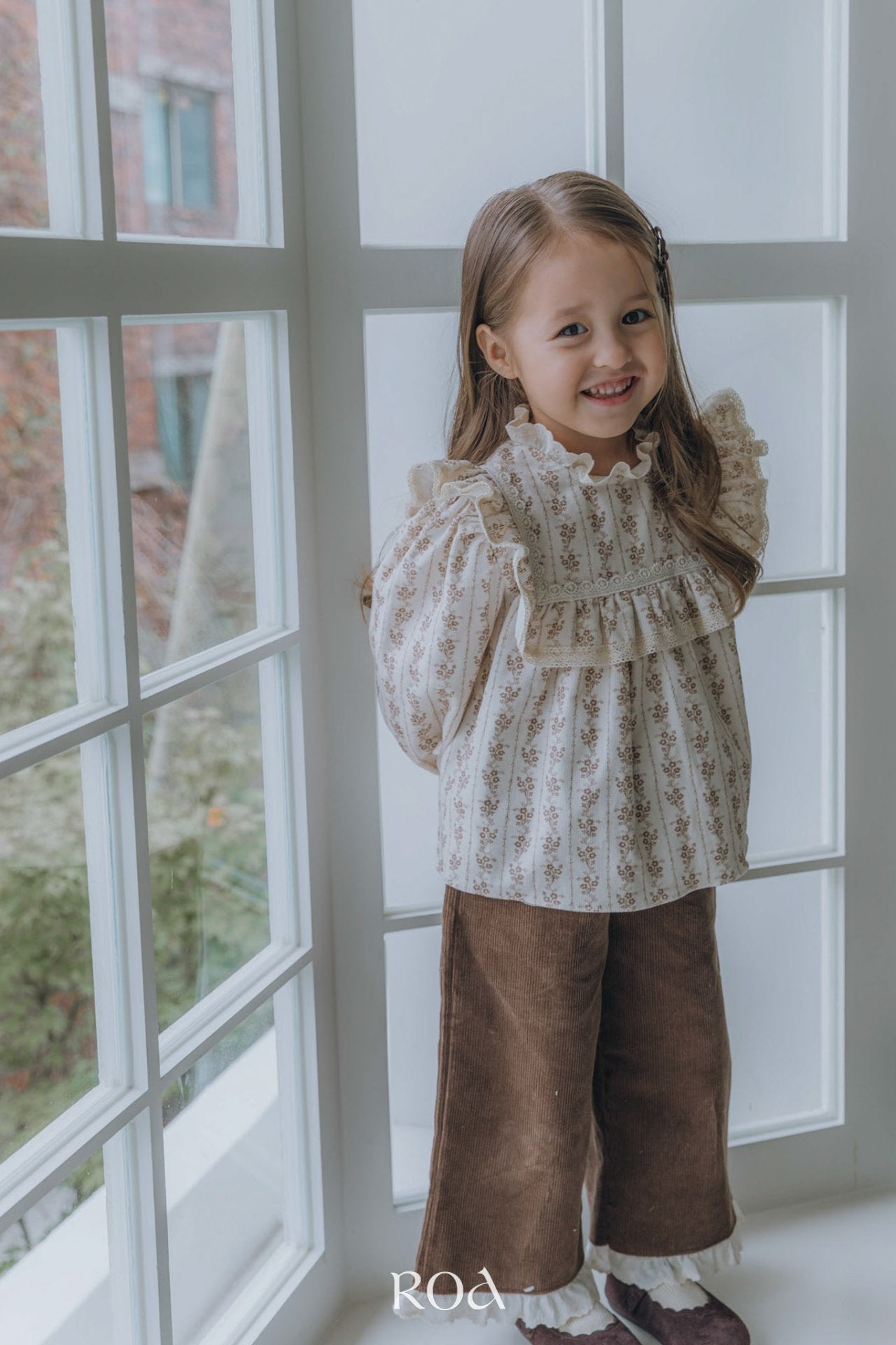 ［ROA］Square frill blouse