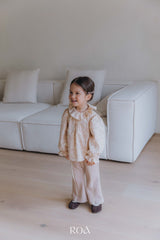 ［ROA］Tuck frill blouse