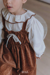 ［ROA］Tuck frill blouse