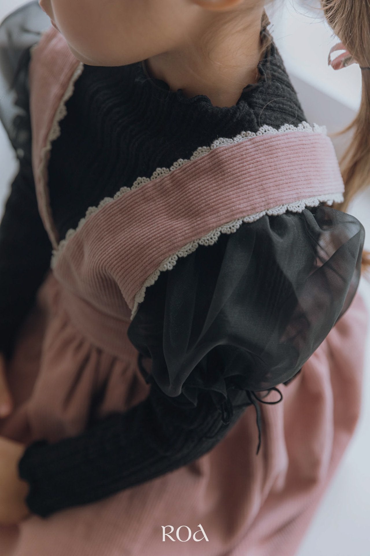 ［ROA］Organza puff tops