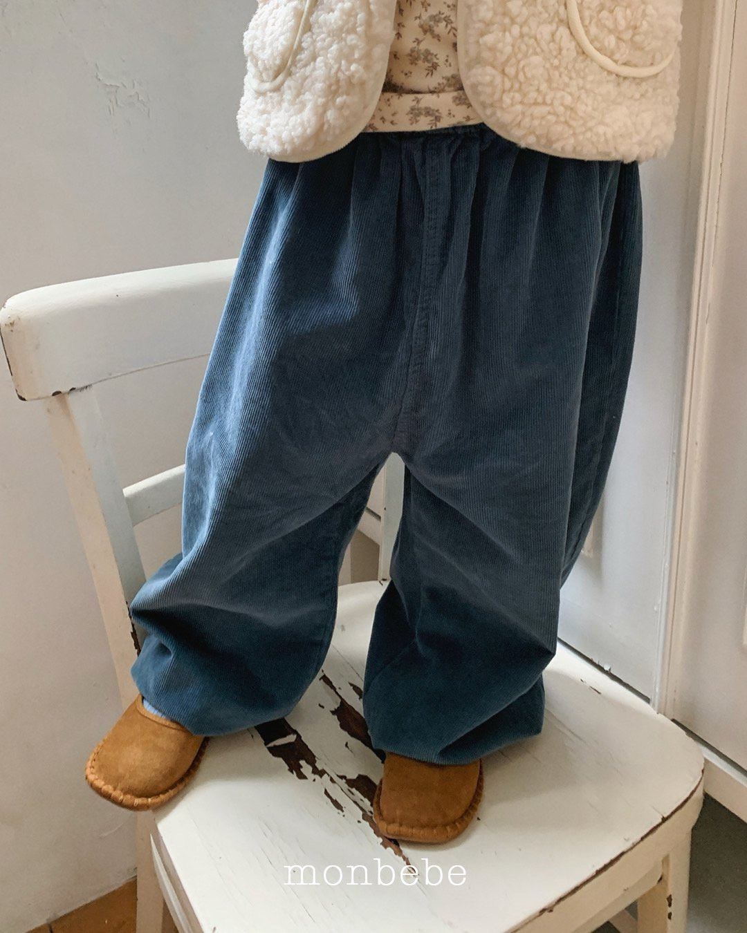 [monbebe] Corduroy jogger pants