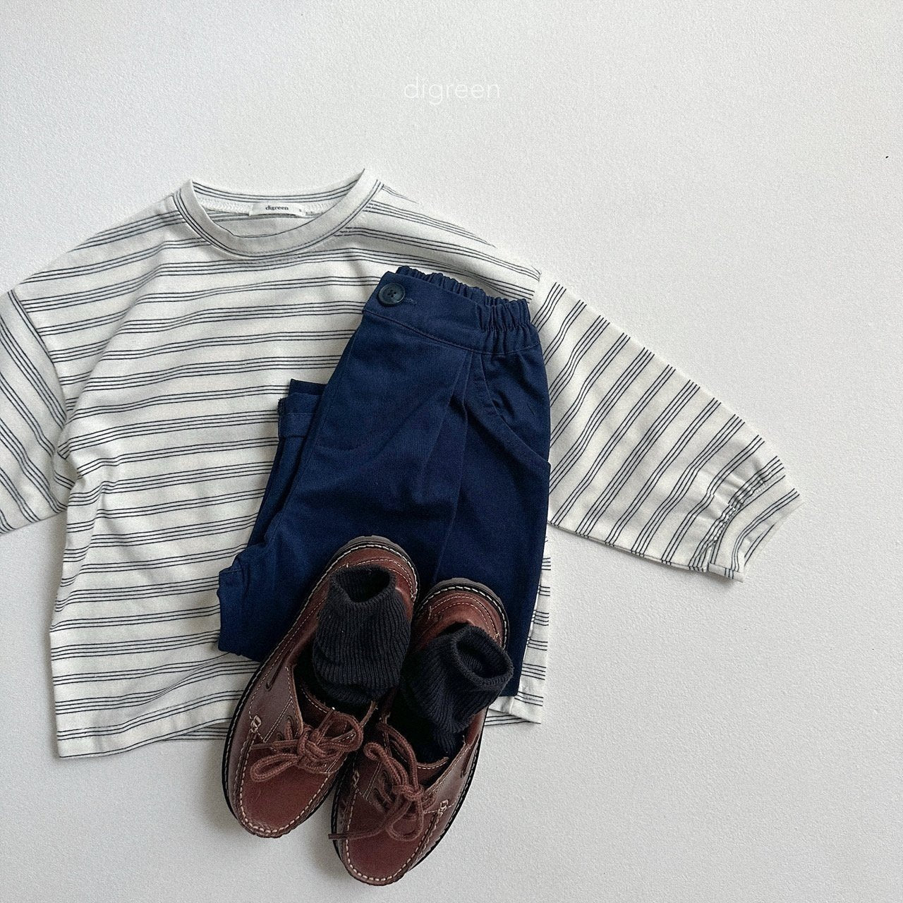 ［digreen］Pinstripe T-shirt