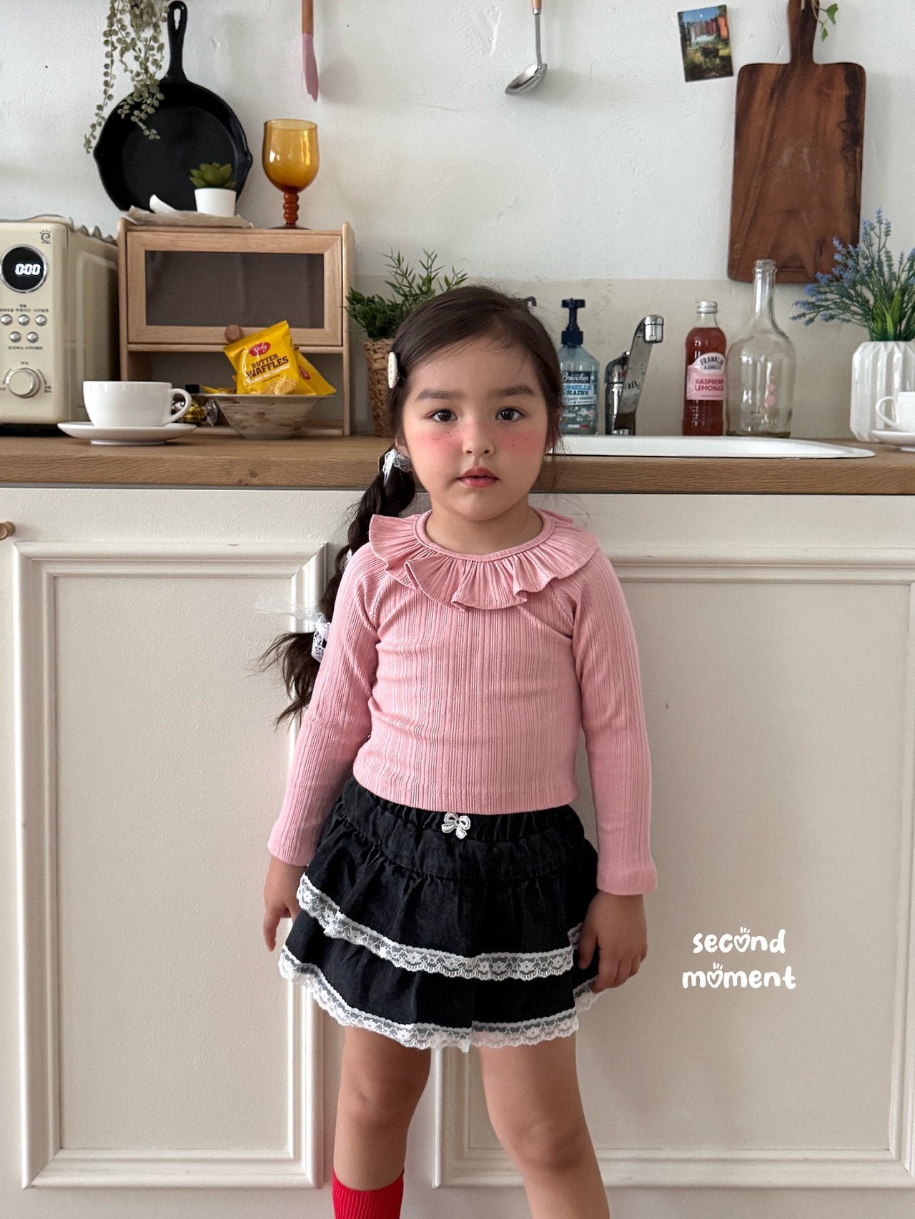 ［second moment］Frill collar rib tops