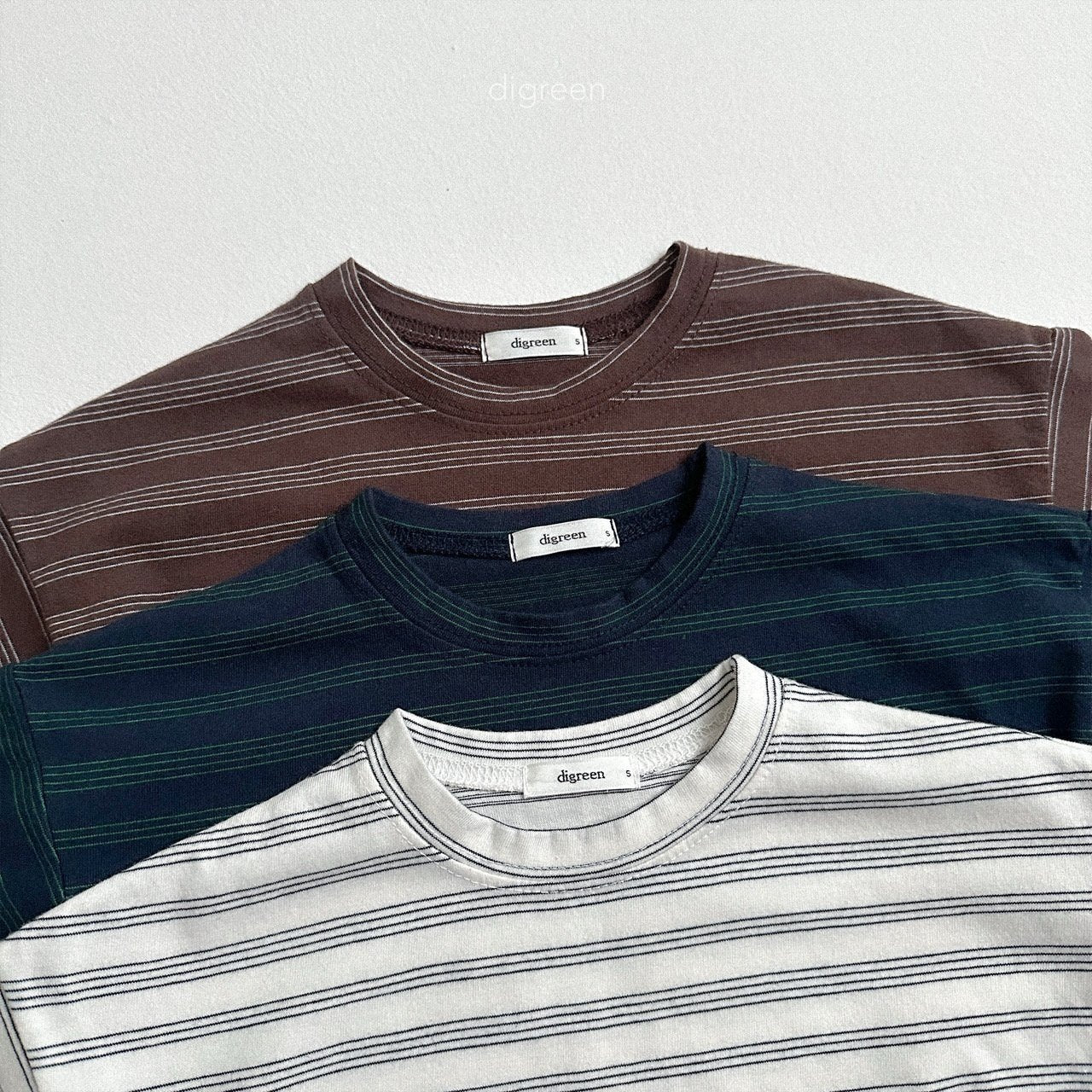 ［digreen］Pinstripe T-shirt