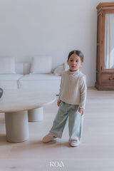 ［ROA］Knit lace vest