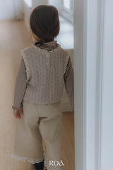 ［ROA］Knit lace vest
