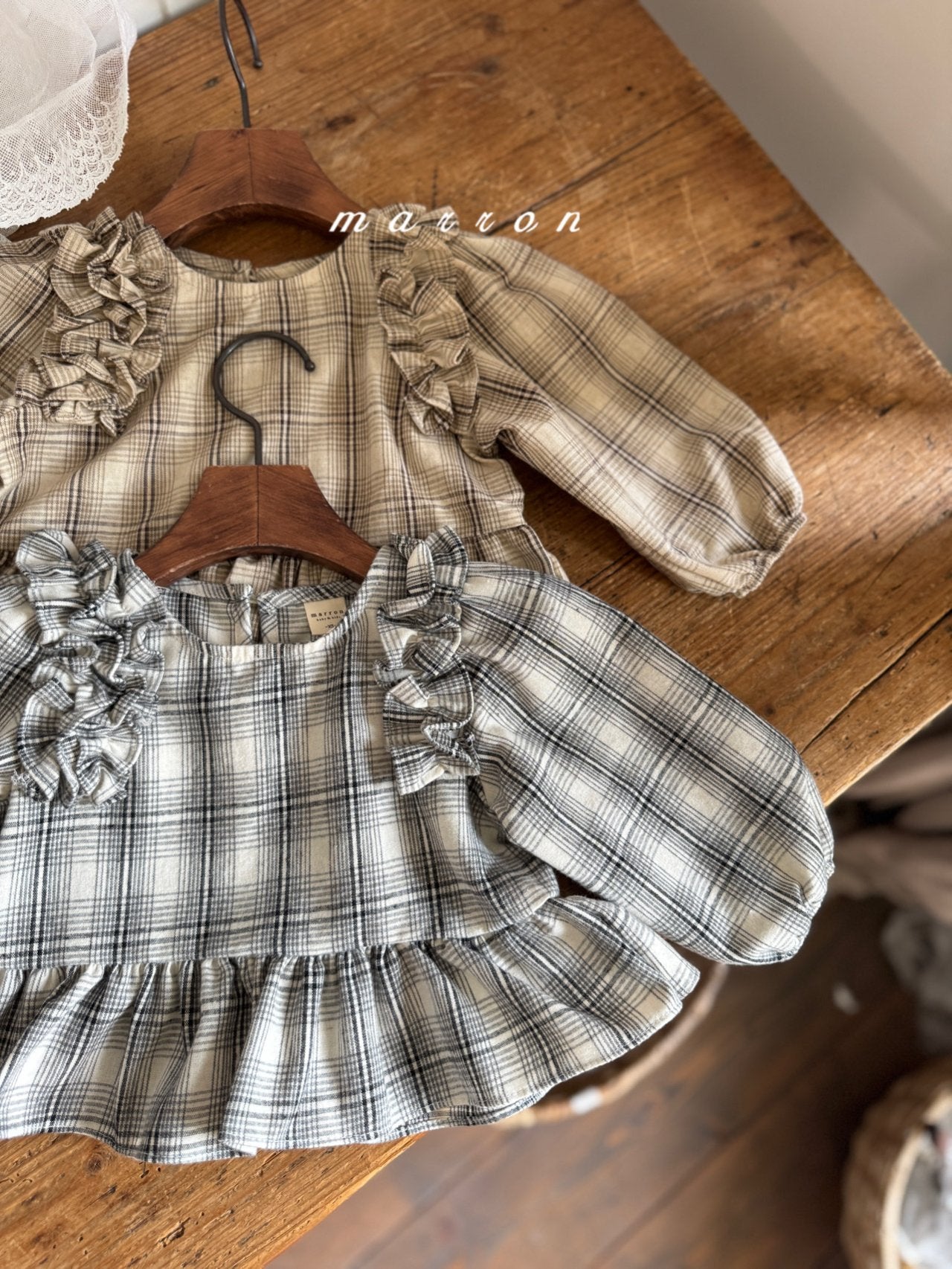 ［marron］Mono frill blouse
