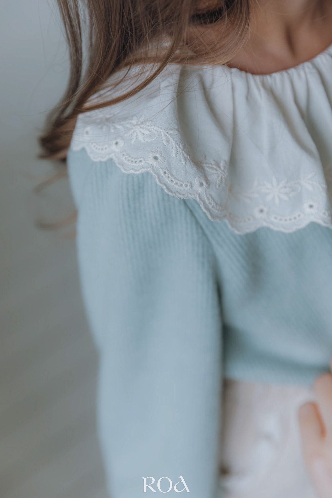 ［ROA］Lace collar tops