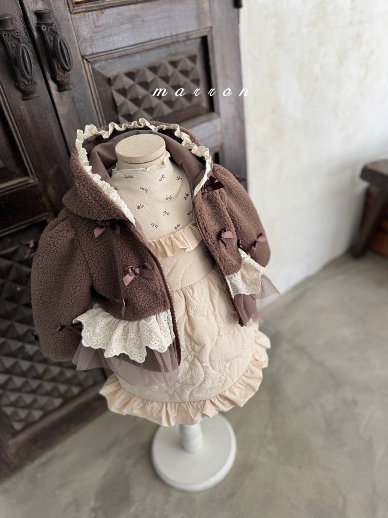 ［marron］Quilting frill one-piece