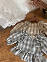 ［marron］Mono frill blouse