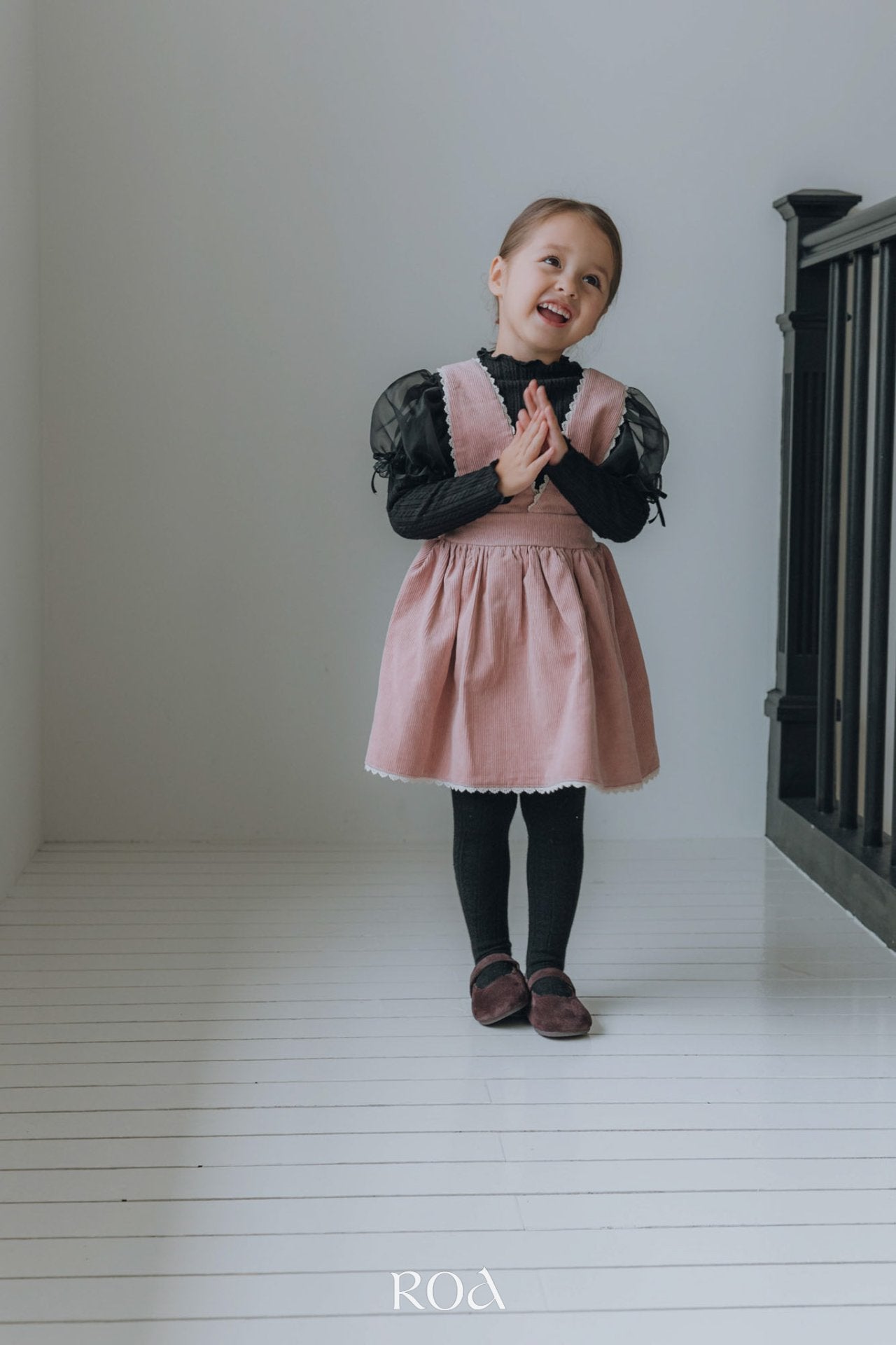 ［ROA］Lace suspender one-piece