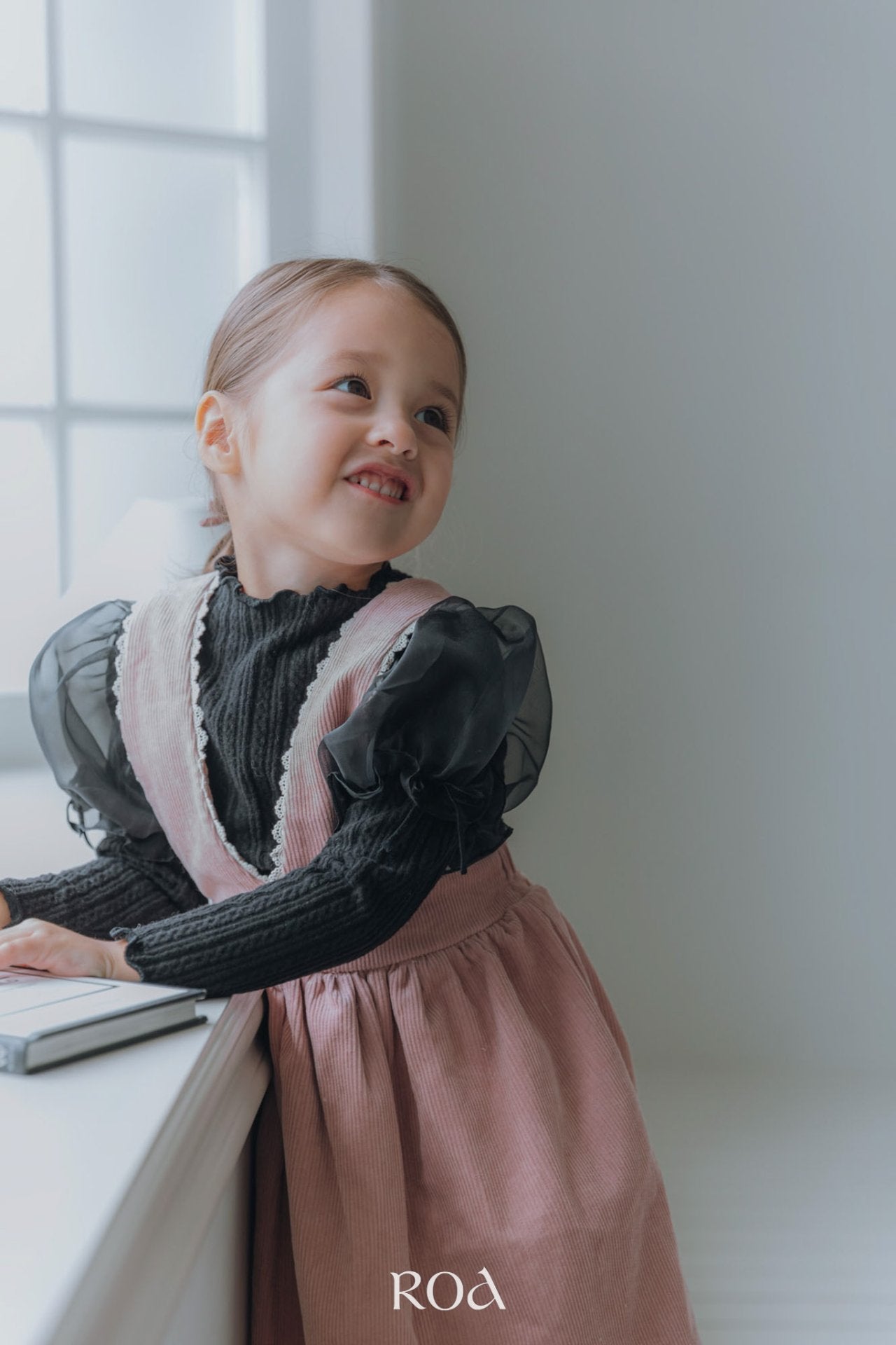 ［ROA］Lace suspender one-piece