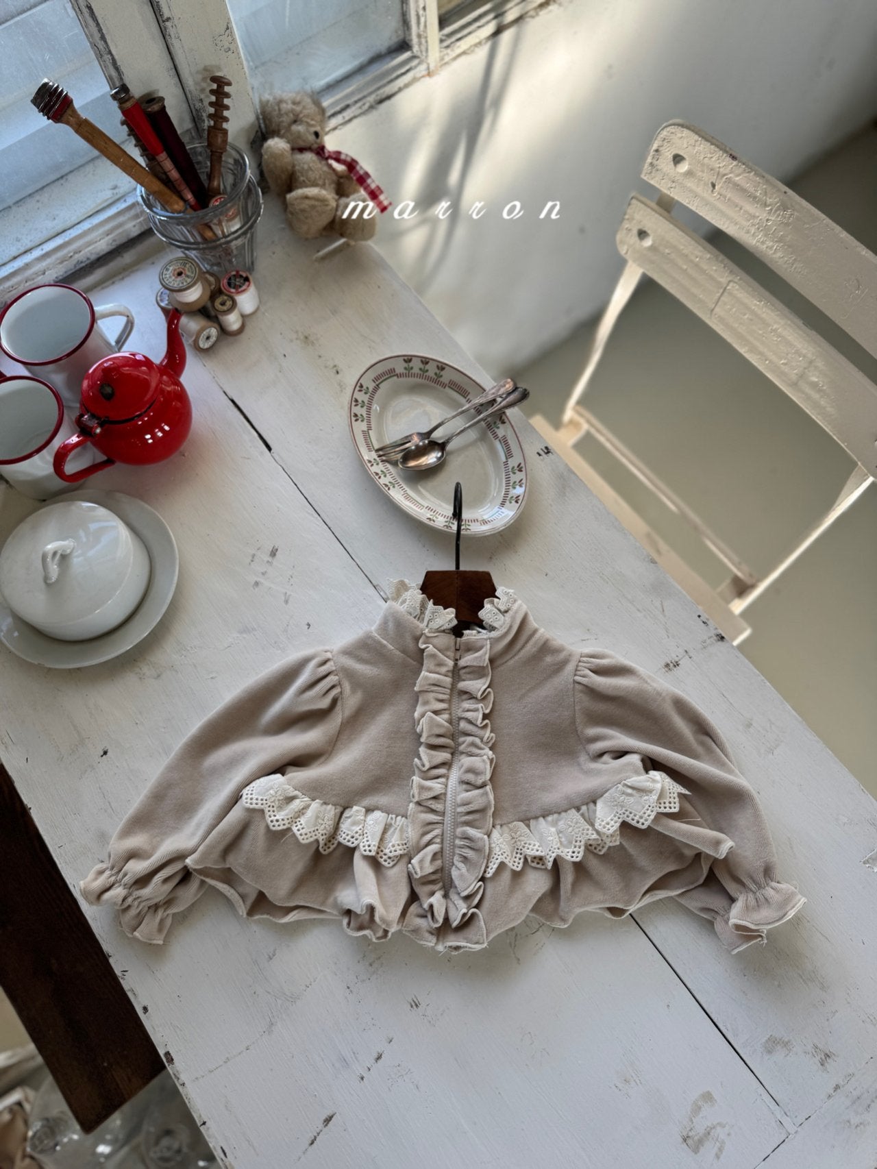 ［marron］Daily frill zip-up