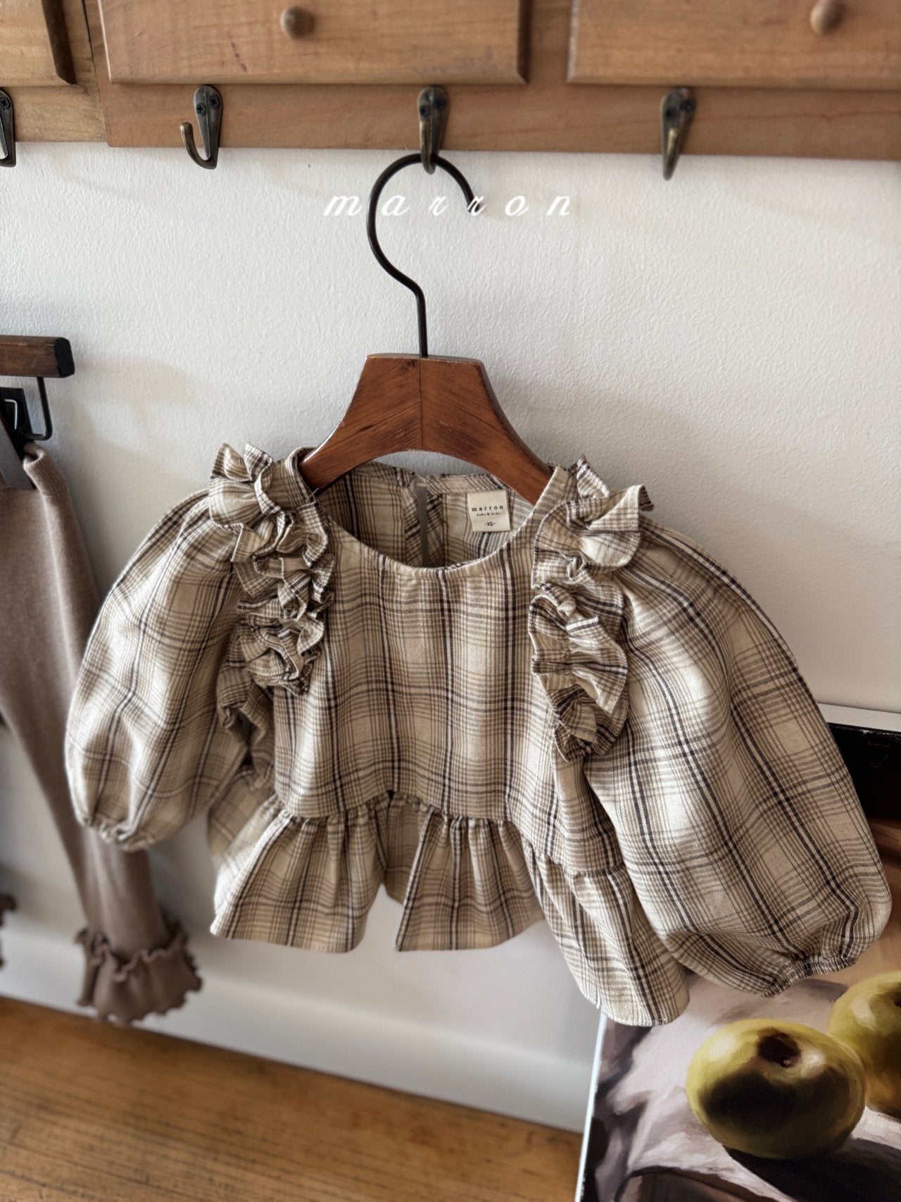 ［marron］Mono frill blouse