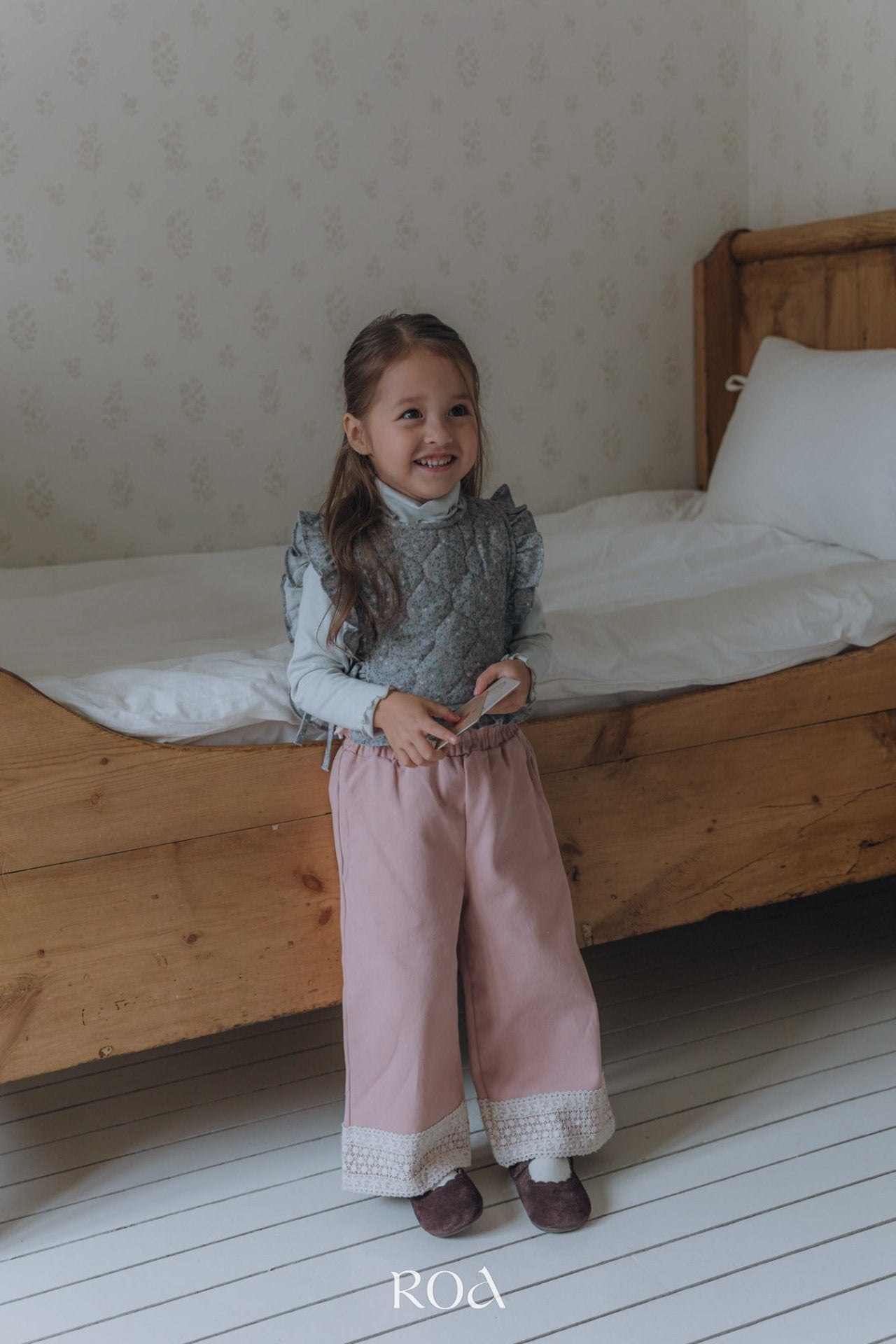 ［ROA］Lace wide pants