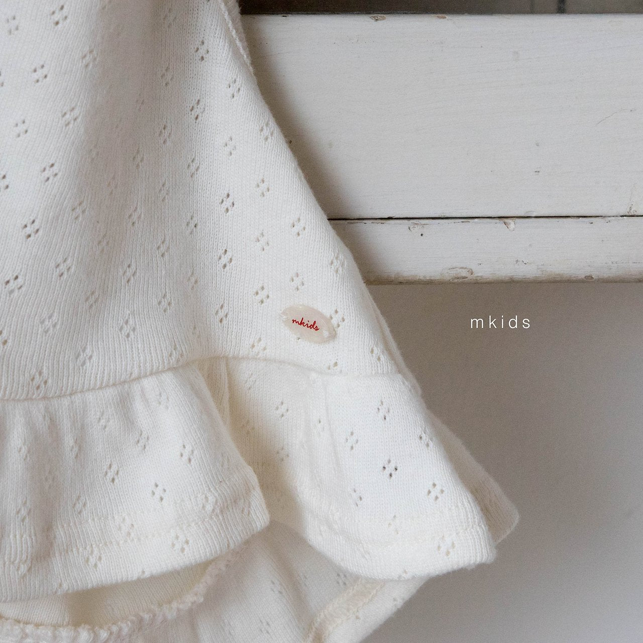 ［mkids］Eyelet halter bustier