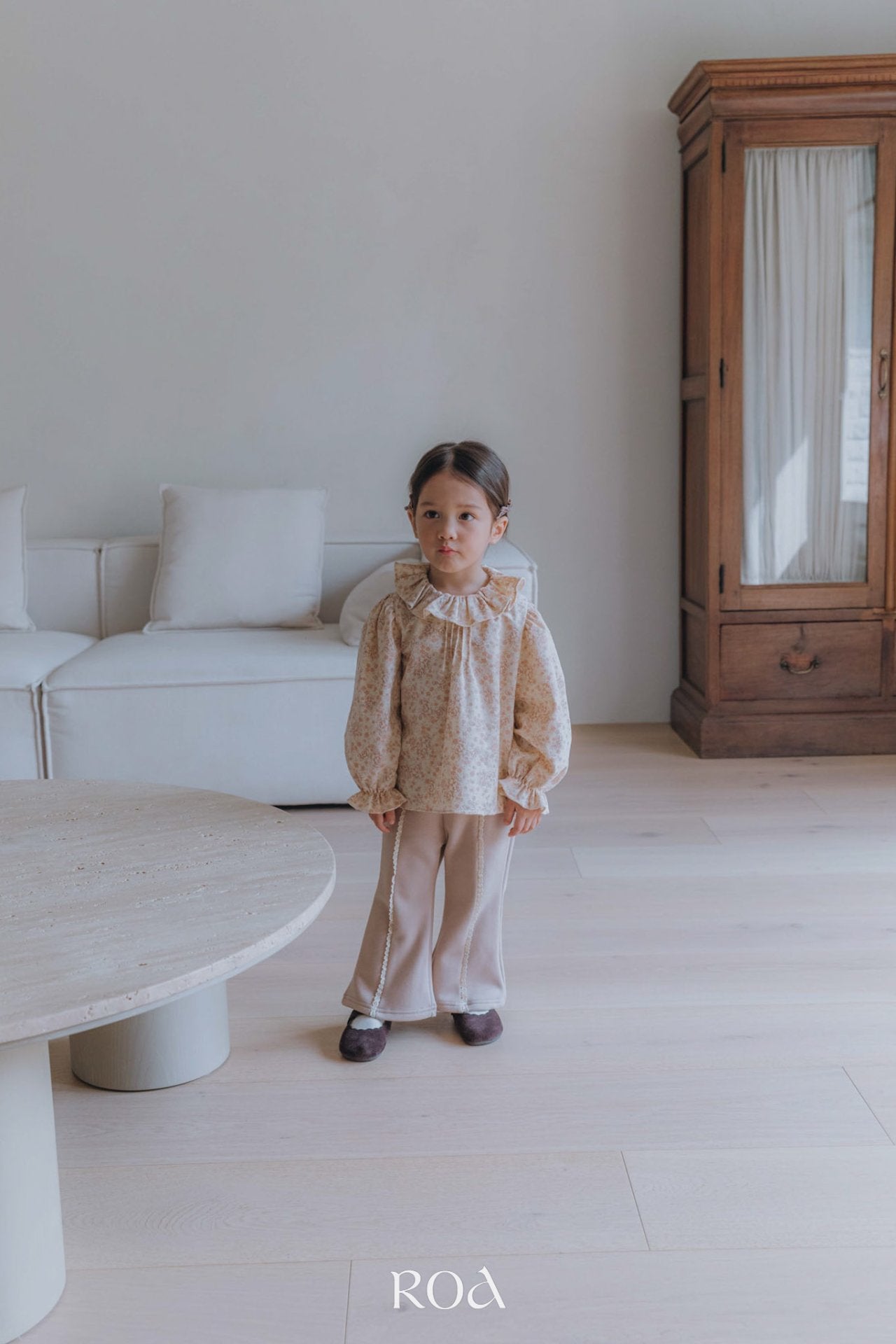 ［ROA］Corduroy ribbon pants