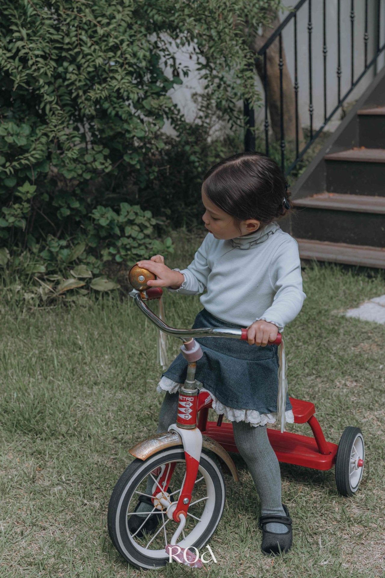 ［ROA］Lace mini skirt