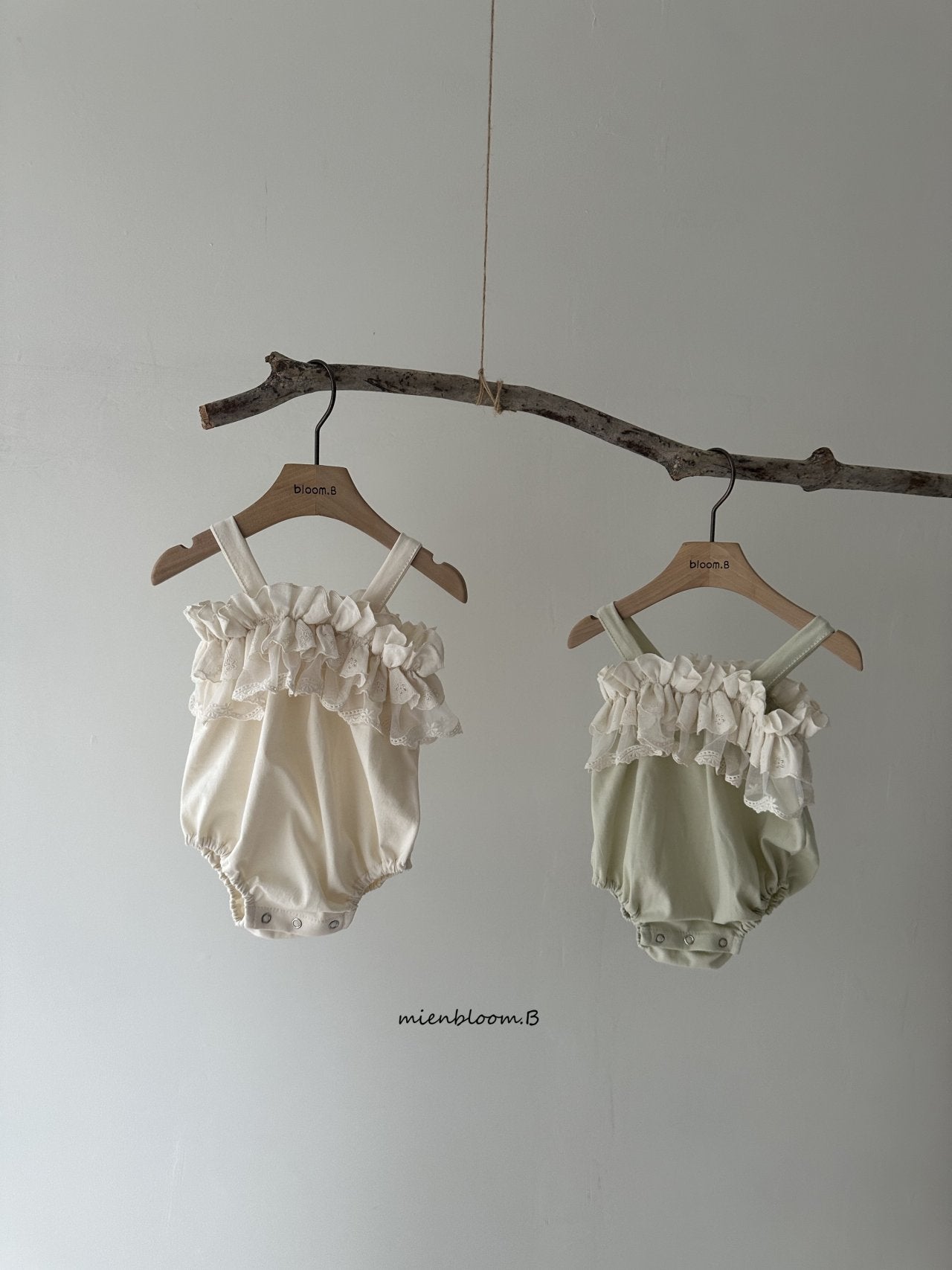 ［mienbloom.B］Dandelion rompers