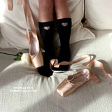 ［ninibello］Heart punching socks