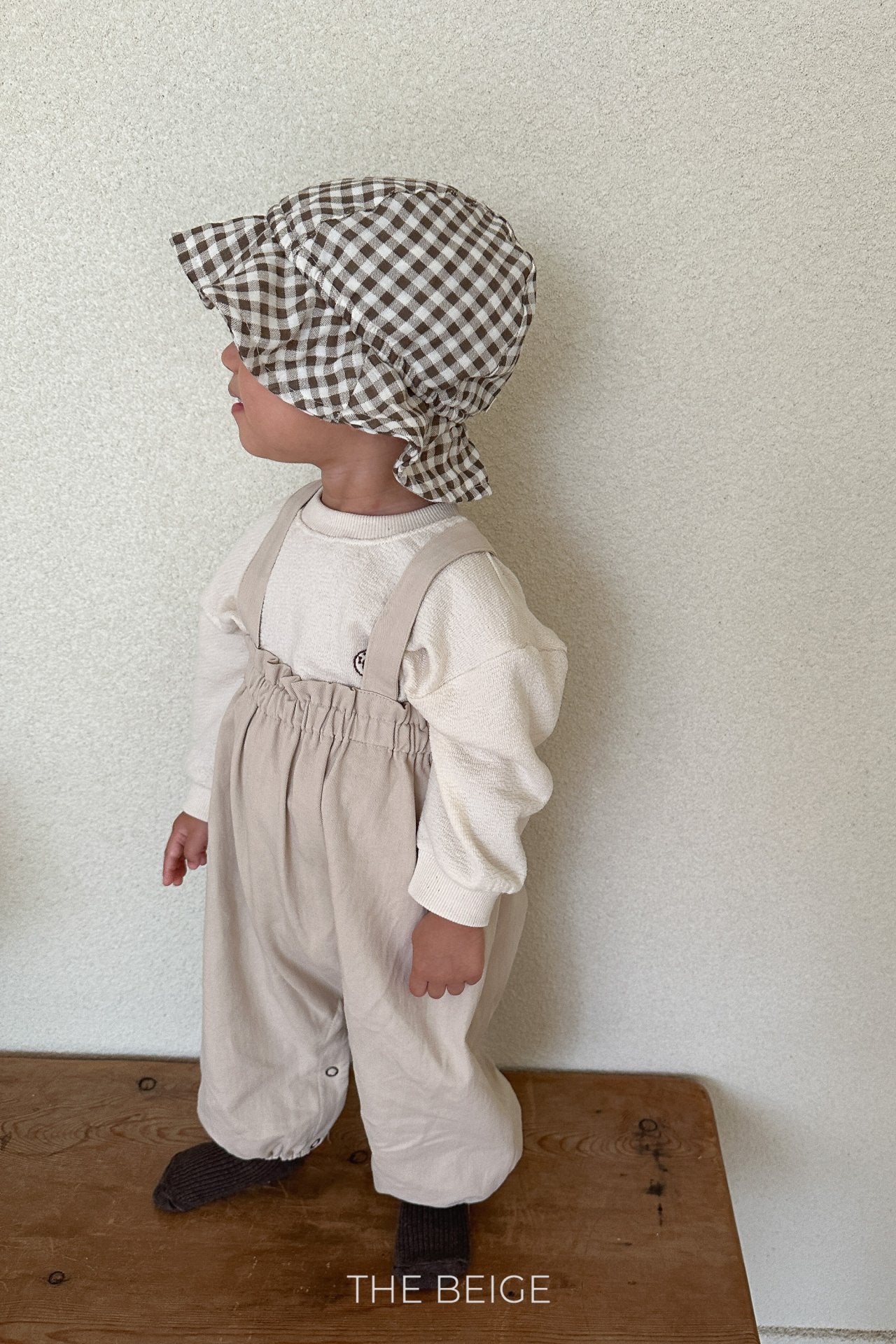 ［The beige］Suspender suit