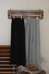 ［The beige］Rib straight pants (adult)