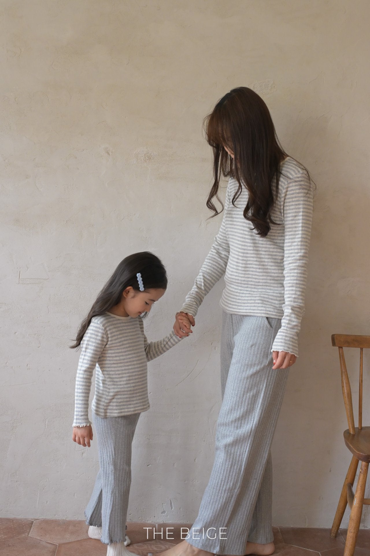 ［The beige］Mellow flare pants