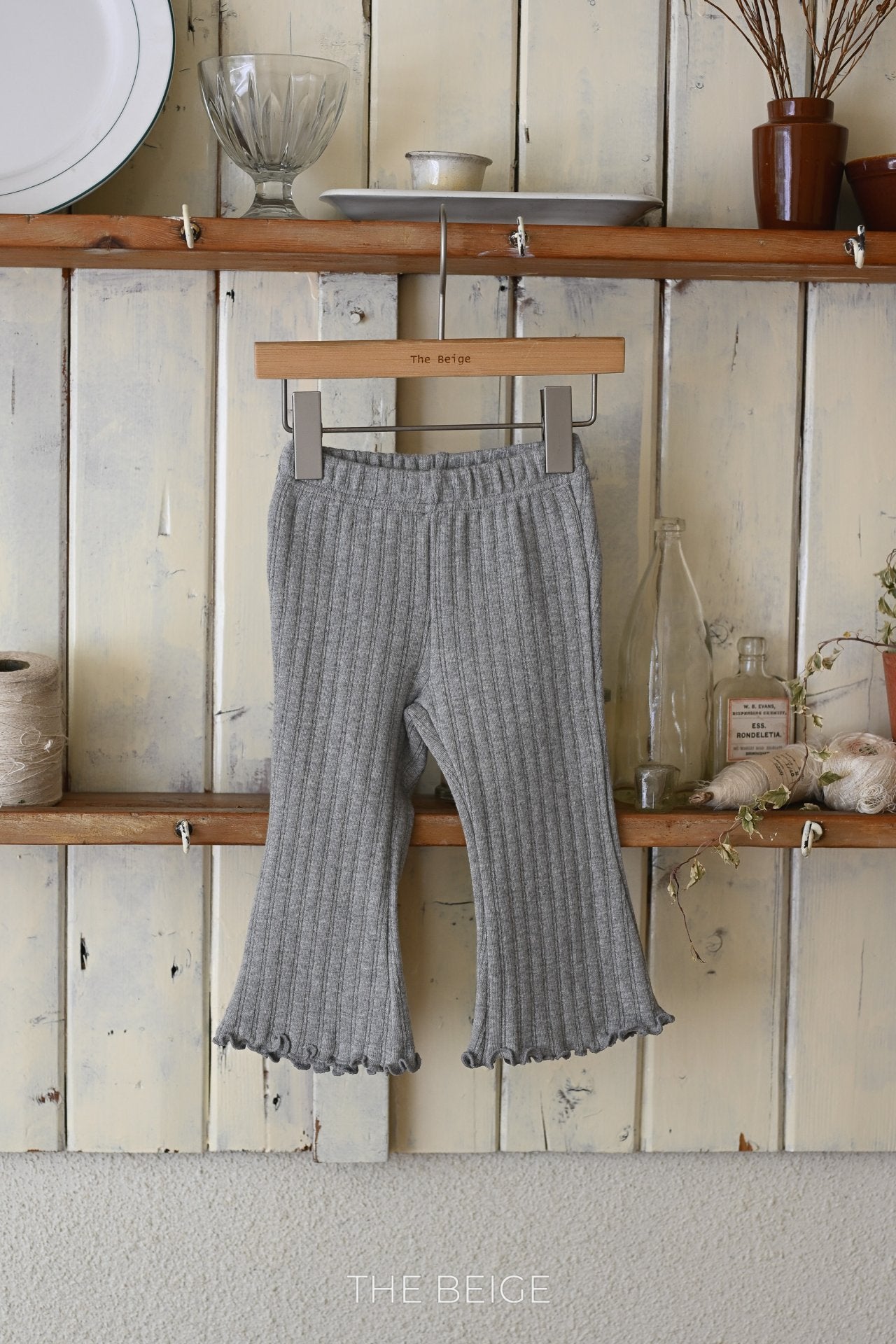 ［The beige］Mellow flare pants