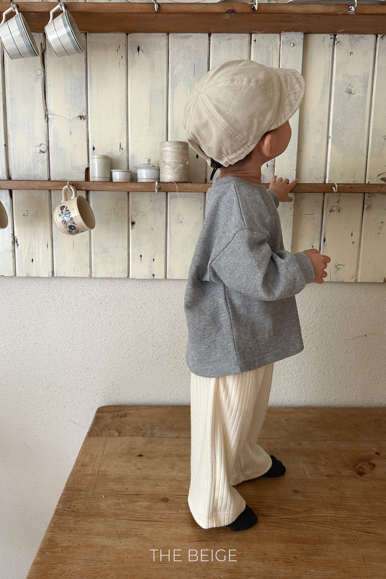 ［The beige］Rib straight pants