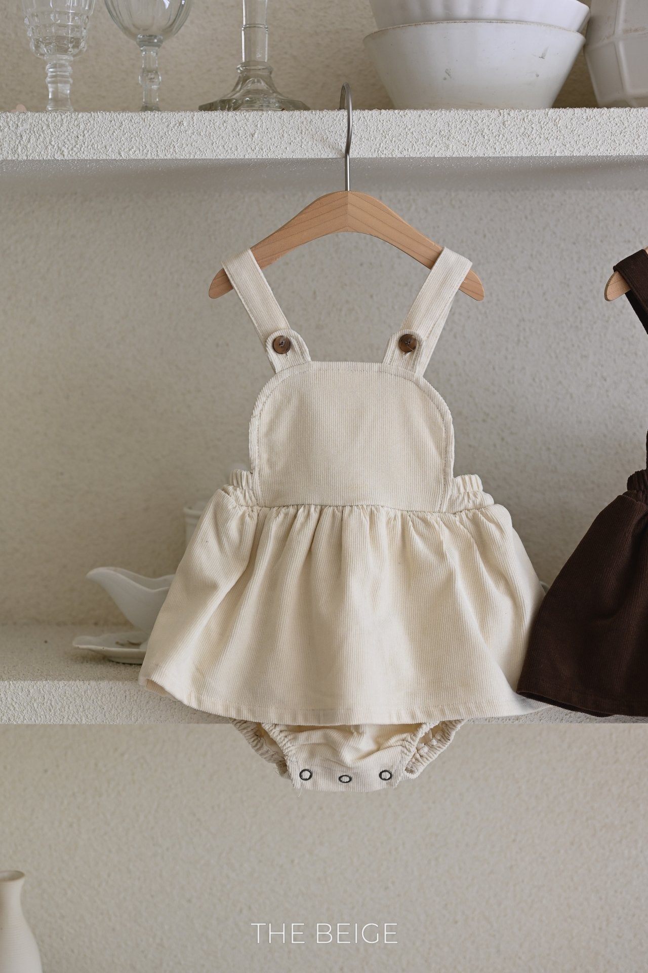 ［The beige］Corduroy suspender suit
