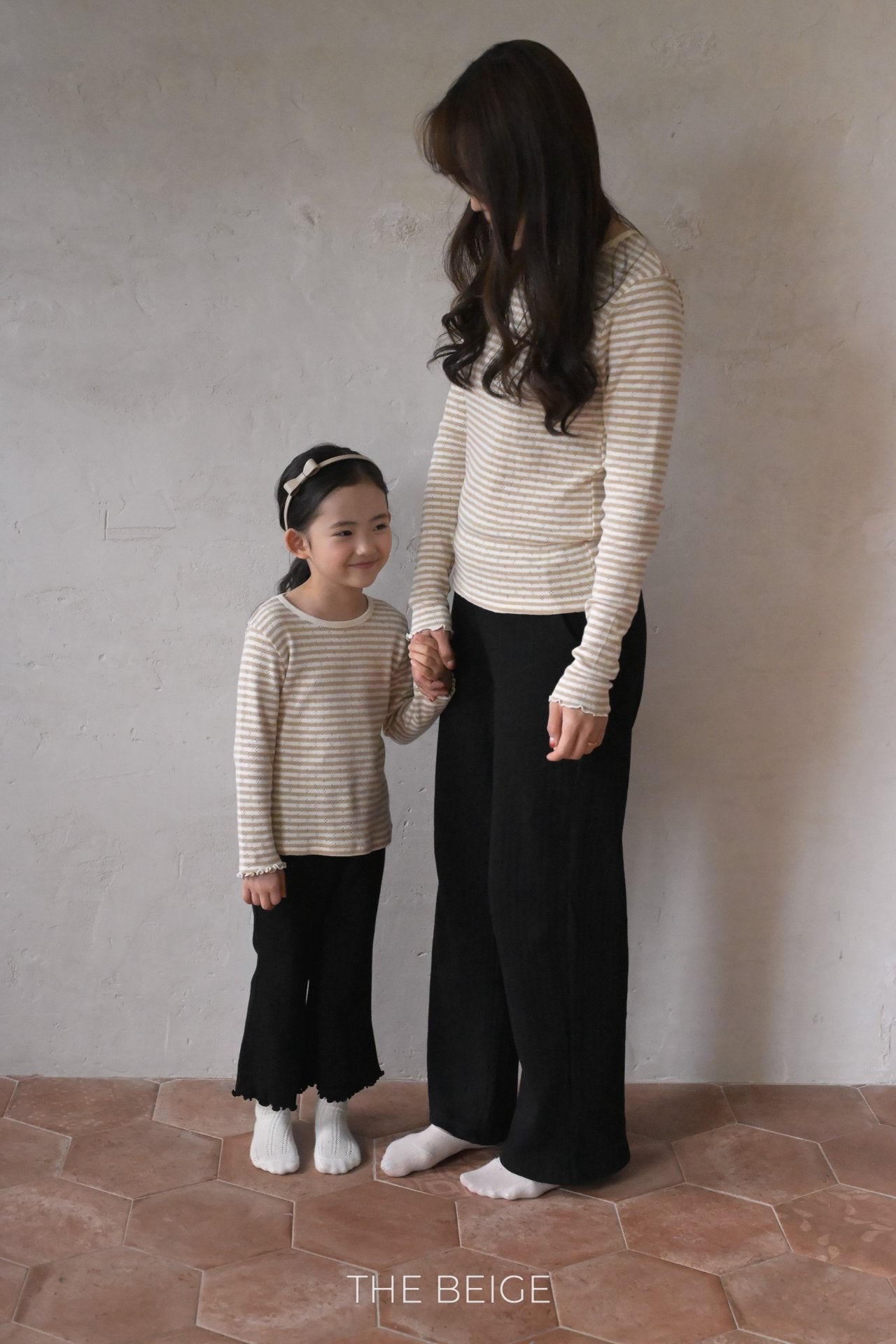 ［The beige］Stripe eyelet tee (adult)