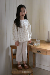 ［The beige］Flower shirring blouse