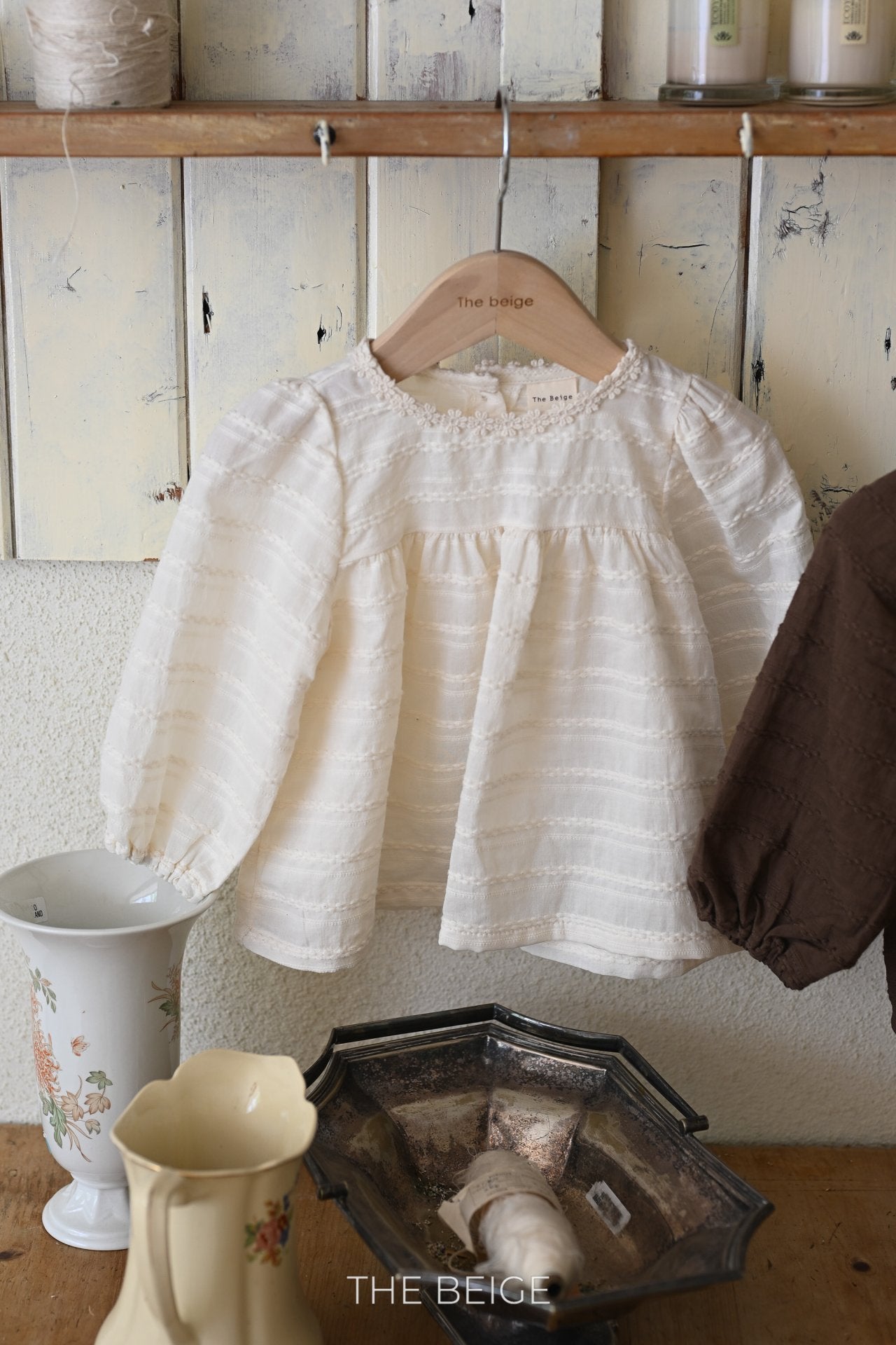 ［The beige］Jacquard blouse