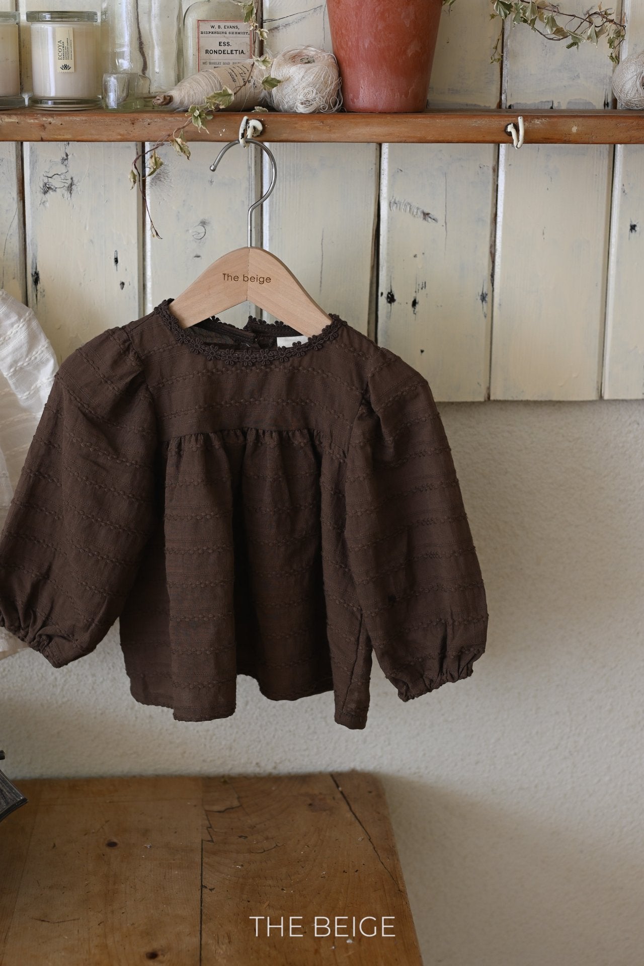 ［The beige］Jacquard blouse