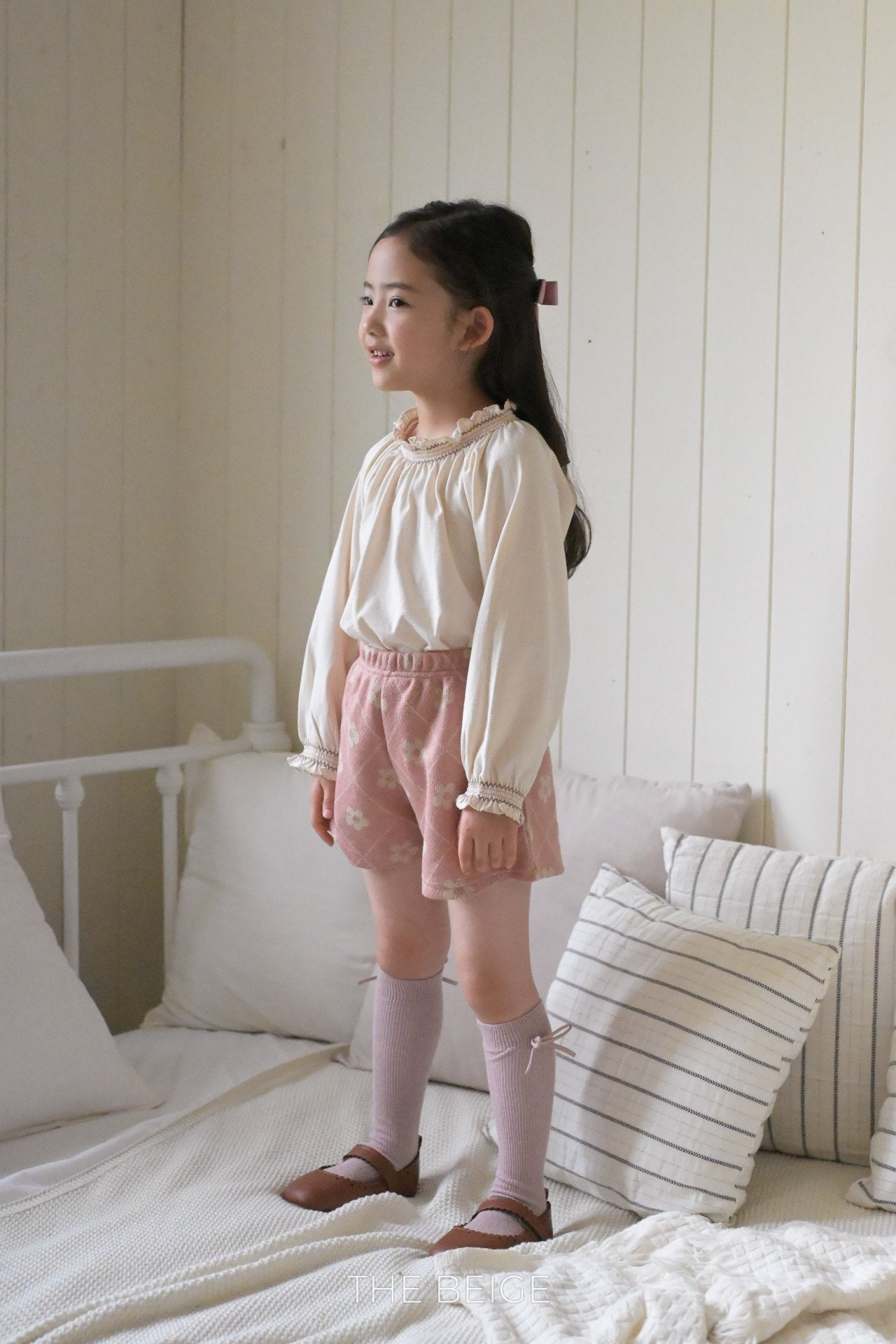 ［The beige］Smock blouse