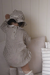 ［The beige］Petit collar rompers