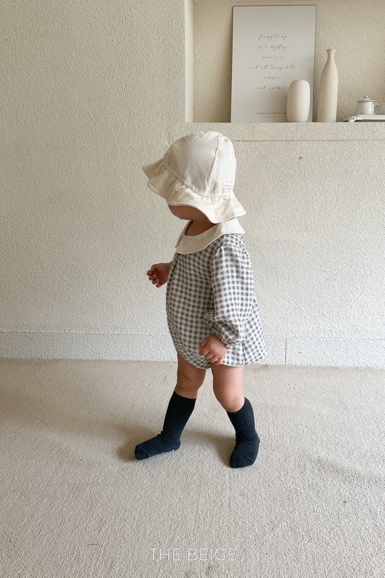［The beige］Petit collar rompers