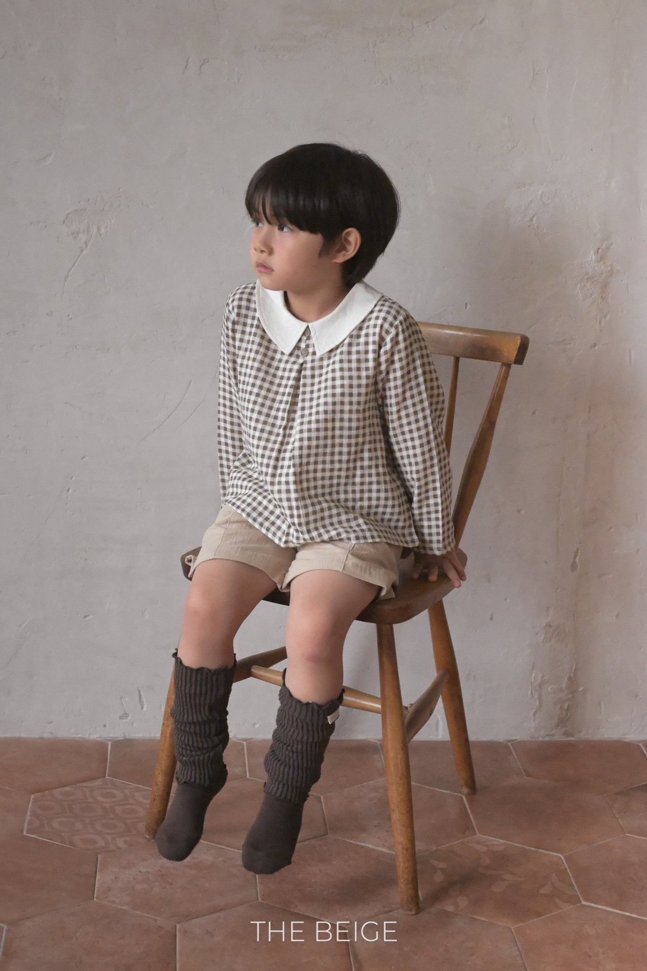 ［The beige］Petit collar shirt