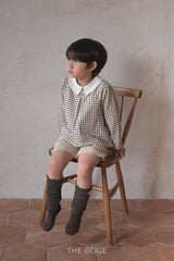 ［The beige］Petit collar shirt