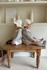 ［The beige］Petit collar shirt