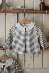 ［The beige］Petit collar shirt