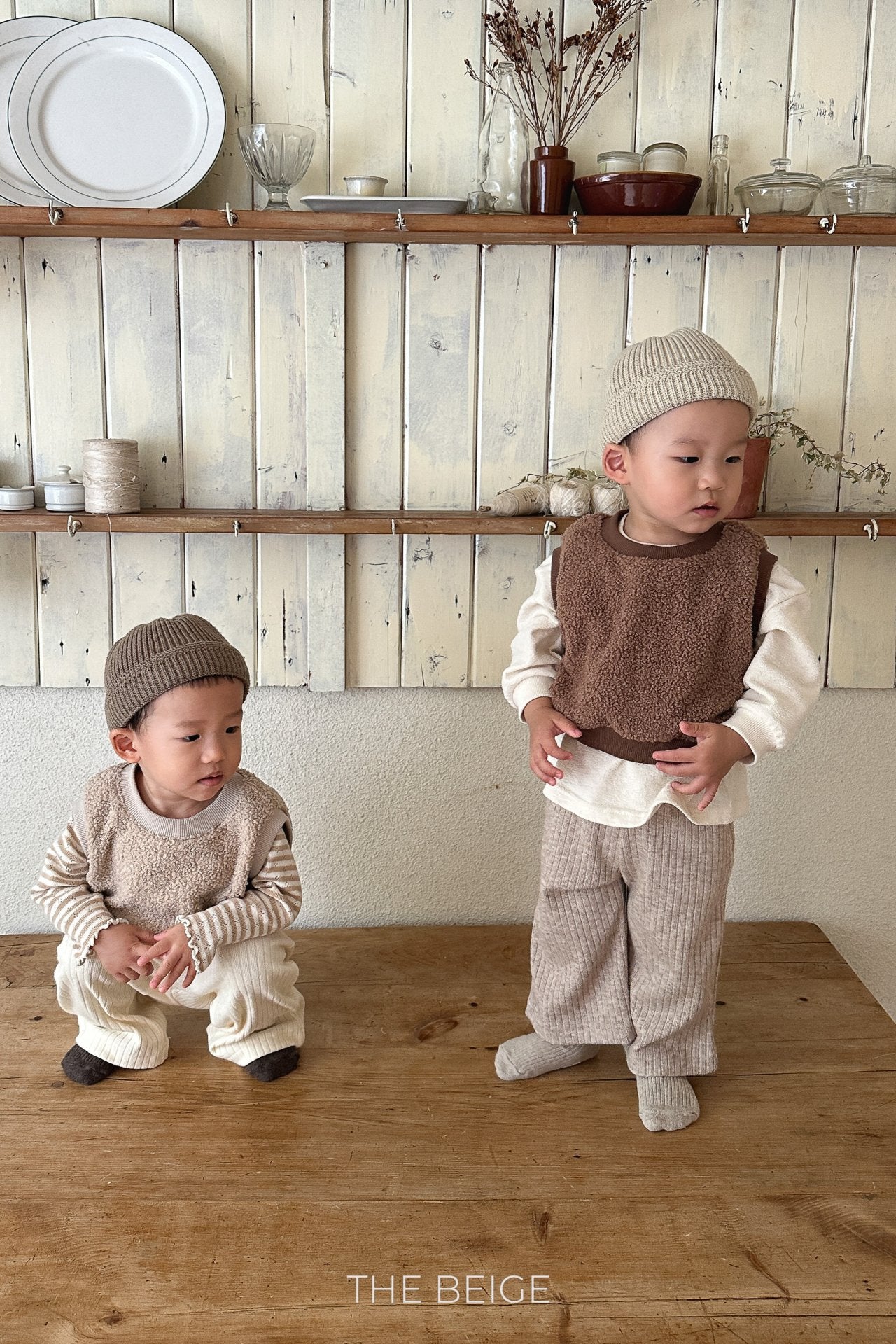 ［The beige］Boucle vest