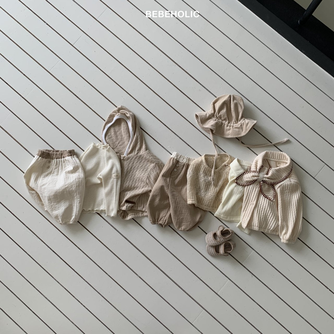 ［bebe holic］Poko bi-collar pants