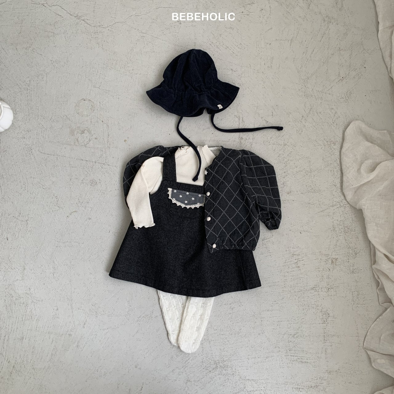 ［bebe holic］Pollin denim one-piece