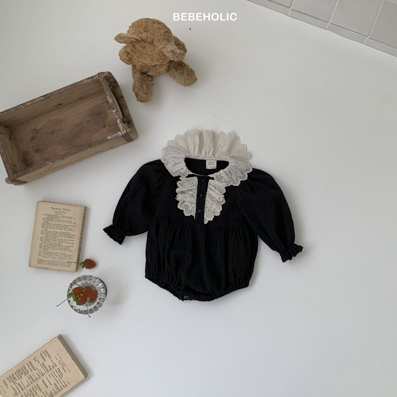 ［bebe holic］Prim lace rompers