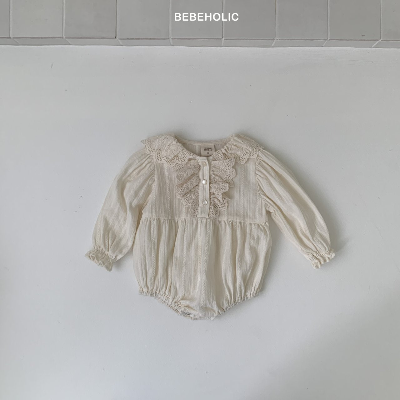 ［bebe holic］Prim lace rompers